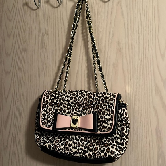 Betsey Johnson Handbags - Betsy Johnson purse, this is super cute . Just love it.